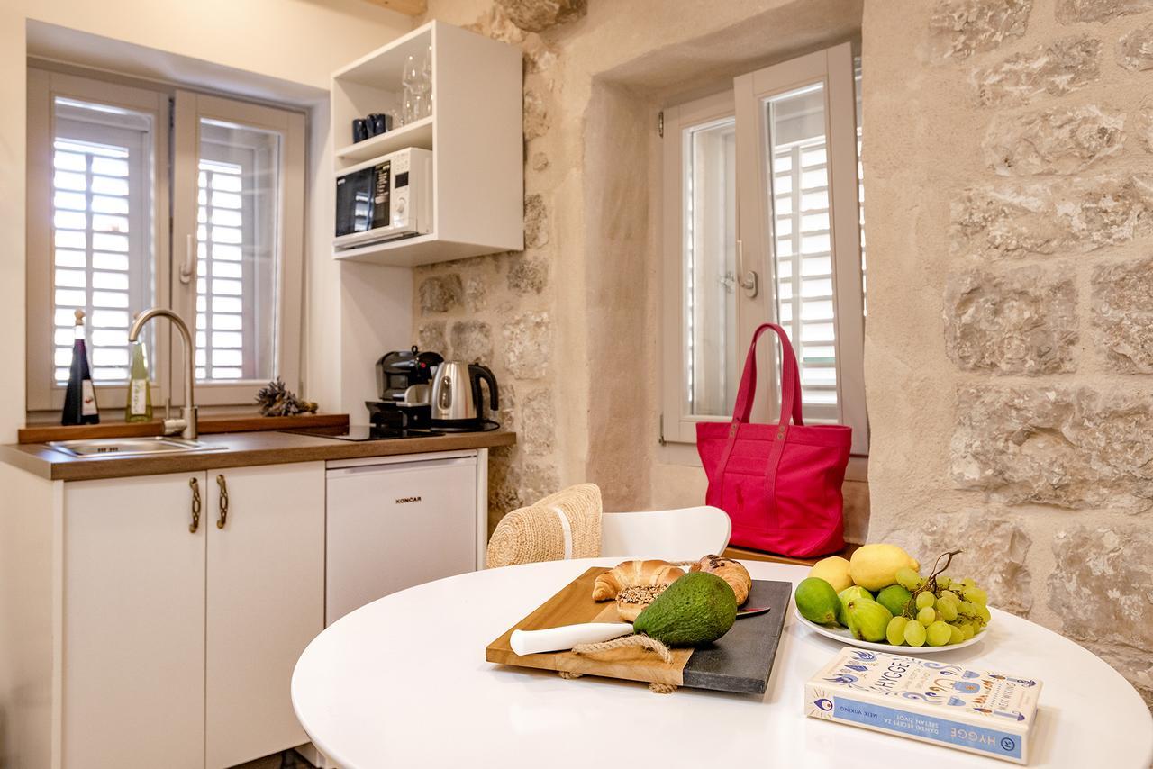 Апартаменты Successus Old Town House Хвар Экстерьер фото