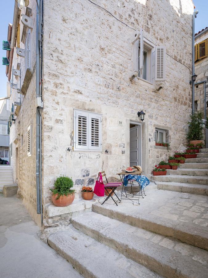 Апартаменты Successus Old Town House Хвар Экстерьер фото